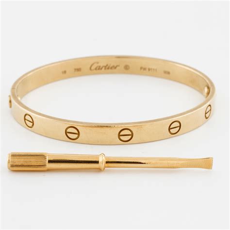 cartier love bracelet worth it|cartier bracciale love prezzo.